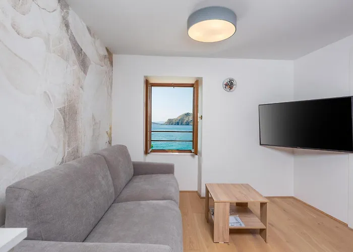 Apartman 1 Bedroom Cozy In Baska (Krk)